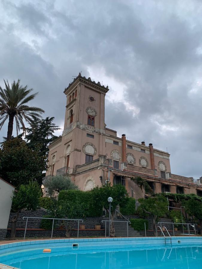 Villa Con Piscina Mascalucia Bagian luar foto