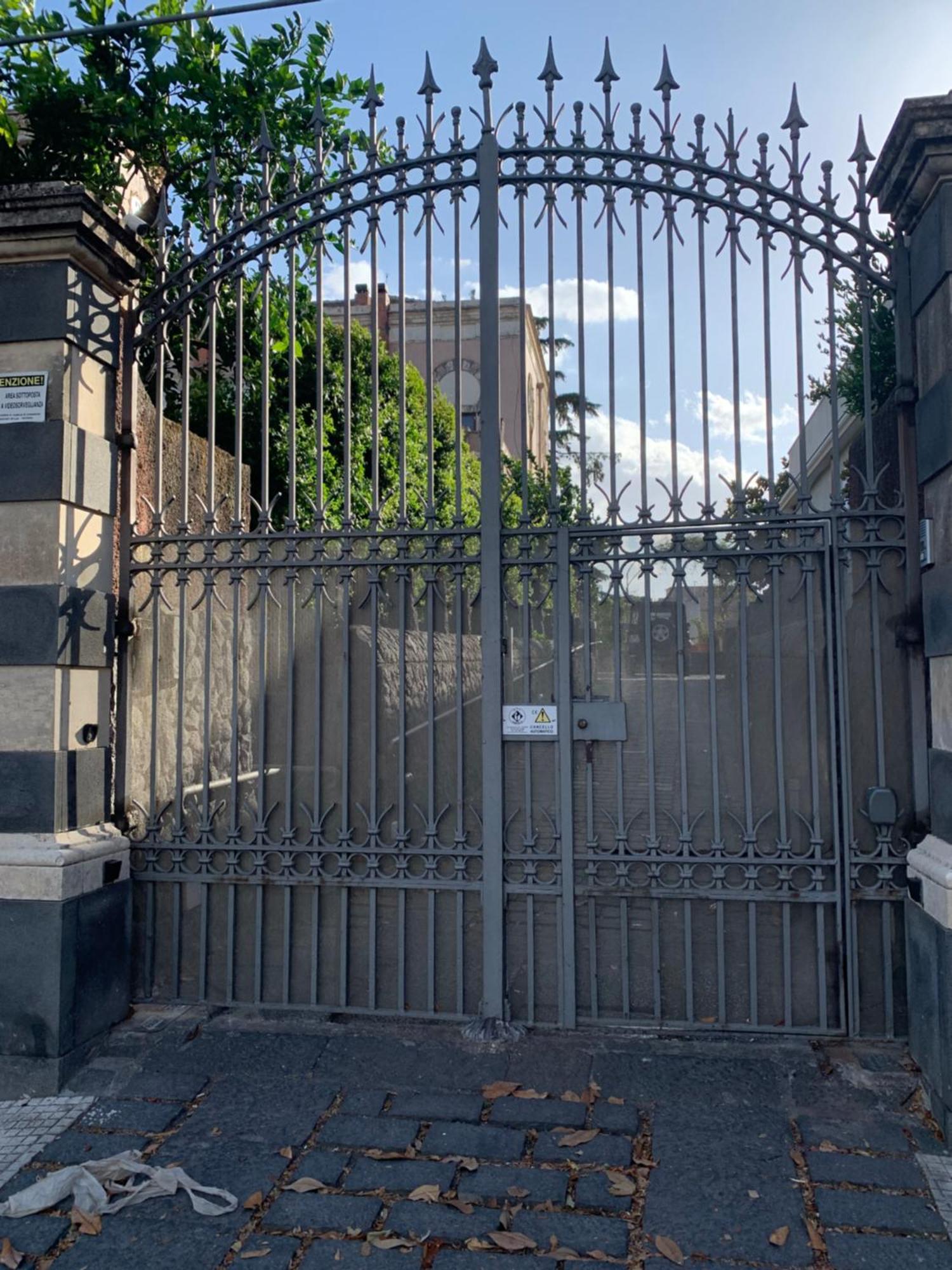 Villa Con Piscina Mascalucia Bagian luar foto