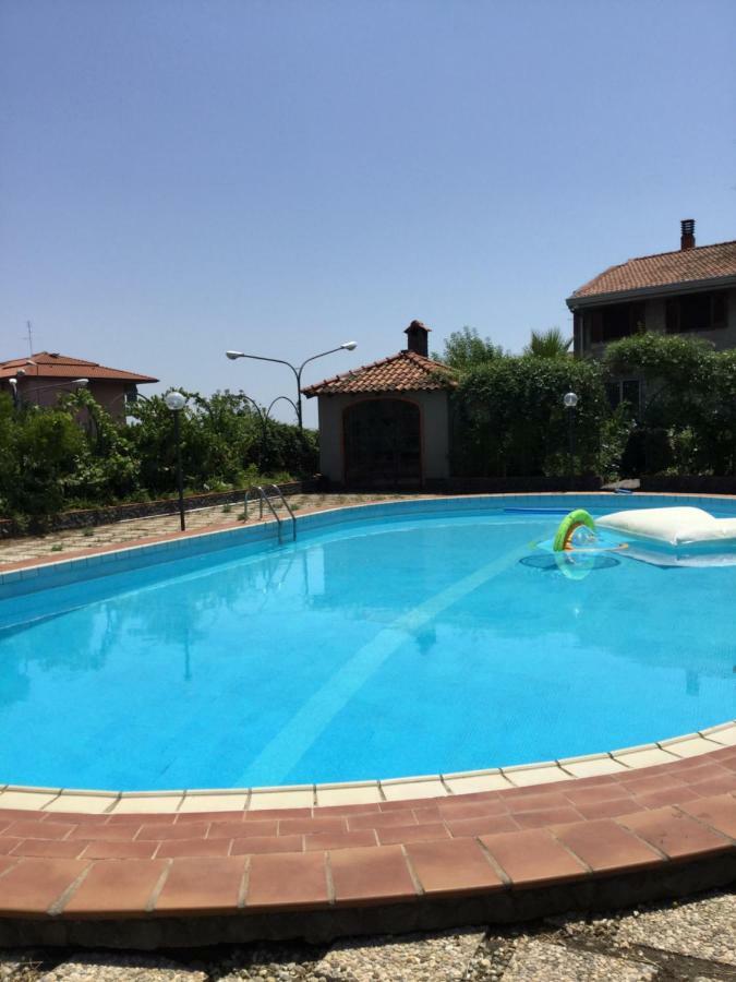 Villa Con Piscina Mascalucia Bagian luar foto
